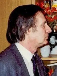 Alfred Schnittke op een foto uit 1989.