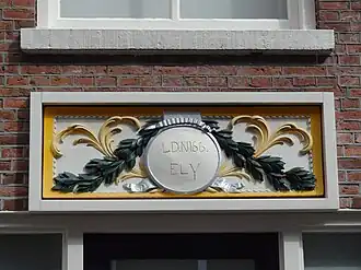 Gevelsteen op Doelenstraat nr 4