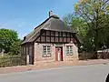 Schoolgebouwtje (1814) te Döse