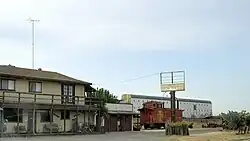 Mel's Old West - een verlaten saloon in Planada