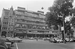C&A met rechts onderin de Beurspassage, 1971