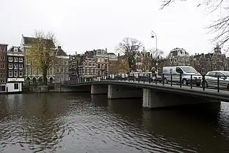 Halvemaansbrug (2013)
