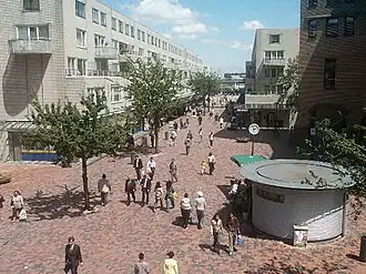 Amsterdamse Poort, Bijlmerplein