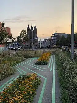De esplanade en de Amsterdamse Poort ziende naar het westen