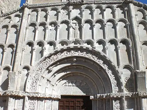 Romaanse kerk van Santa Maria della Piazza