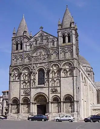 Sint-Pieterskathedraal in Angoulême