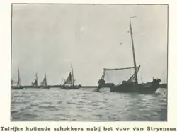 diverse schepen met opgehesen ankerkuil