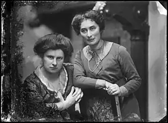 Anna Elisabeth Zuikerberg (links) en Helene van Meekren (rechts).