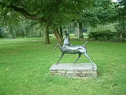 Paard, kunstwerk van Otto Bänninger in het plantsoen, gestolen in 2010