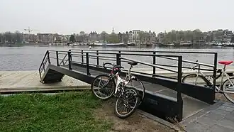 De Annie M.G. Schmidtbrug gezien naar het zuidwesten. November 2017