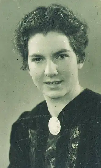 Annie Oosterbroek-Dutschun (ca. 1938)
