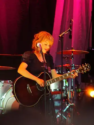 Hello Saferide tijdens een optreden in Storsjöyran, 2007.