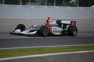 A.J. Foyt IV in zijn Vision wagen in 2007.