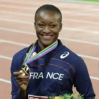 Antoinette Nana Djimou met haar gouden plak op de EK van 2014, Zürich.