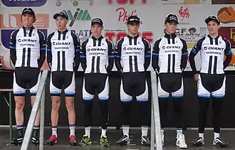 De ploeg tijdens de Triptyque des Monts et Châteaux 2014