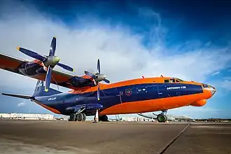 Antonov An-12 van Cavok