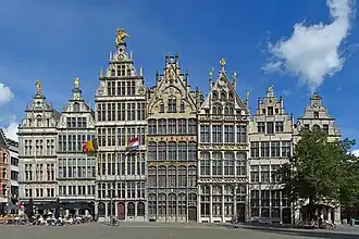 Gildehuizen (Grote Markt 7-9-11 Antwerpen)