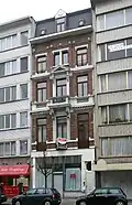 Winkelhuis in neoclassicistische stijl