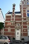 Hoekhuis met de Grotebeerstraat