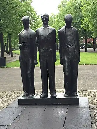Verzetsmonument (april 2018)