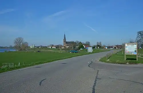 Appeltern gezien vanaf stoomgemaal De Tuut