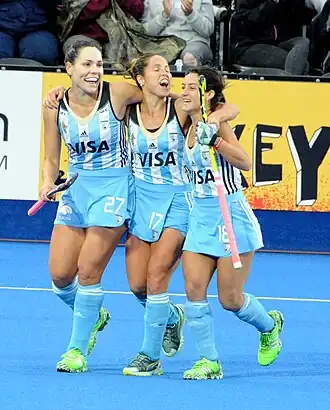 Rocío Sánchez Moccia (midden)