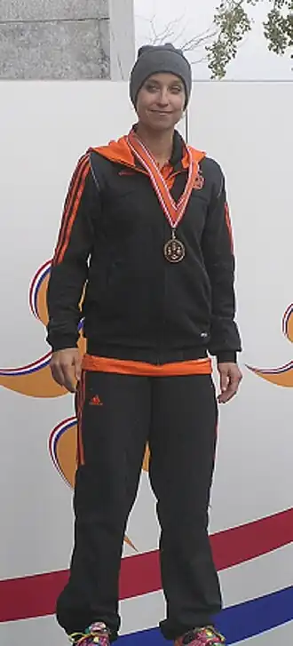 Arianne Beckers tijdens huldiging Nationale Militaire kampioenschappen vrouwen Marathon Eindhoven 12-10-2014