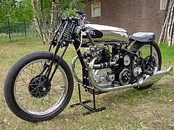 Ariel Square Four 500cc-wegracer uit 1933