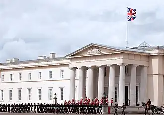 Parade bij de militaire academie Sandhurst in Camberley