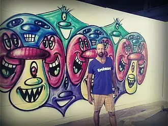 Kenny Scharf voor zijn werk, Brazilië 2012