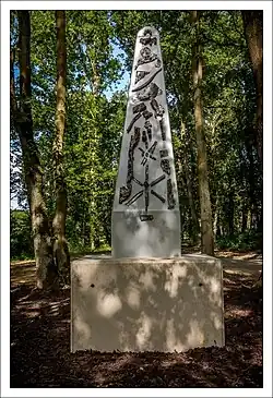 Lancastermonument nabij het Station van As