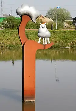 Schaap in boom, Assen