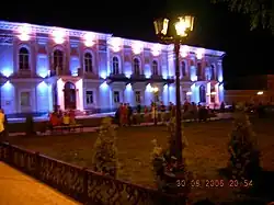 Atamanpaleis bij nacht