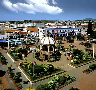 Prieel op het centrale plein in Atlacomulco de Fabela
