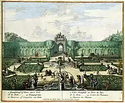 Fontein en zijaanzicht van de Slavenpoort
