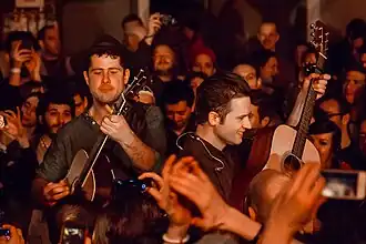 Augustines tijdens een optreden in de Bowery Ballroom in 2014