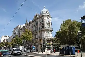 De hoofdstraat Avenida Almirante Reis