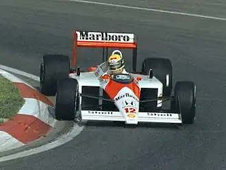 Ayrton Senna in de MP4/4 in Canada.