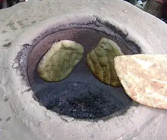 Tandoor in İkinci Nügədi, Azerbeidzjan