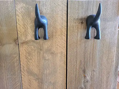 Twee IKEA Bästis haakjes