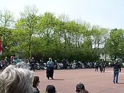 BACA; kinderen, linedancers en motorrijders zamelen geld in, 22-05-2010, Katwijk, Nederland