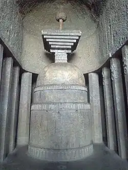 De stoepa in de chaitya