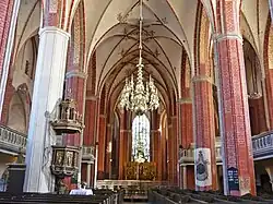 Kerkschip naar oosten