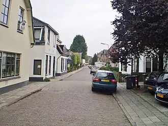 vanuit de Brinkstraat richting Eemweg