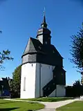 Restant van de weerkerk St. Walburgis, naast de Lutherkerk[6]