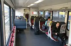 De multifunctionele ruimte van Velios 352. Rechts buiten beeld het toilet.