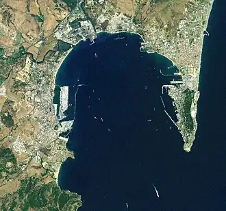 Satellietfoto van de Baai van Gibraltar