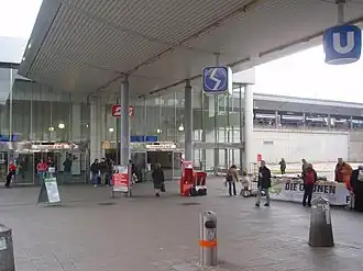 Station Wien Floridsdorf aan de Franz-Jonas-Platz