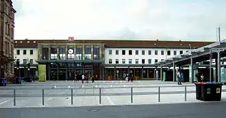 Het stationsgebouw