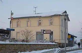 Achterzijde van het stationsgebouw (2010)